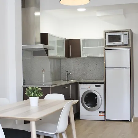 Weroomies - Style 2c Ταραγόνα