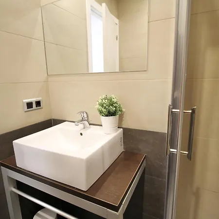 Weroomies - Style 2c * Ταραγόνα